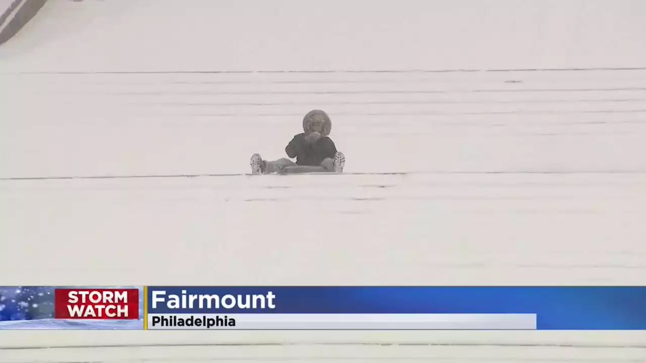 Philadelphia Weather: Nor’easter Rolls Through Delaware Valley As City Records Biggest Snow Day In 6 Years