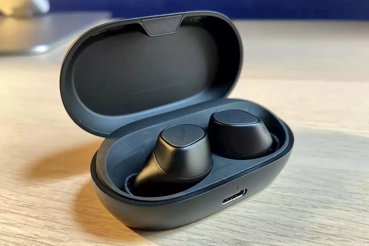 Jabra adds Bluetooth Multipoint to Elite 7 Pro/Active earbuds | Digital Trends