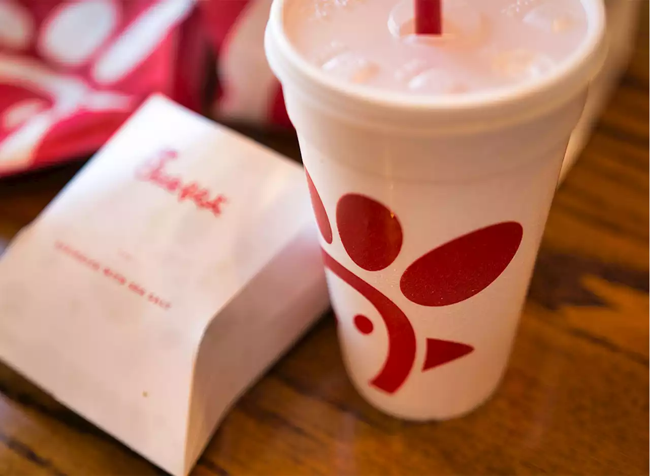 This Is the Best-Tasting Chick-fil-A Sauce — Eat This Not That