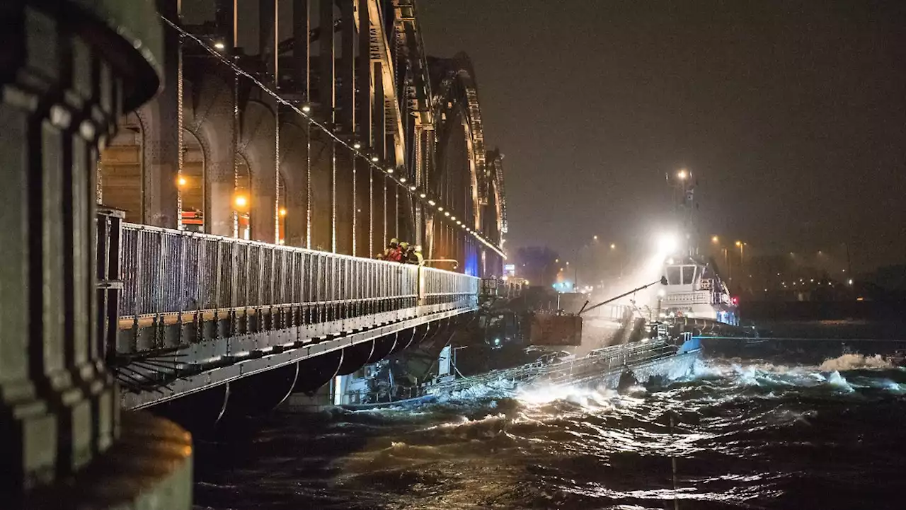 'Nadia' peitscht über den Norden - Hochwasser in Hamburg