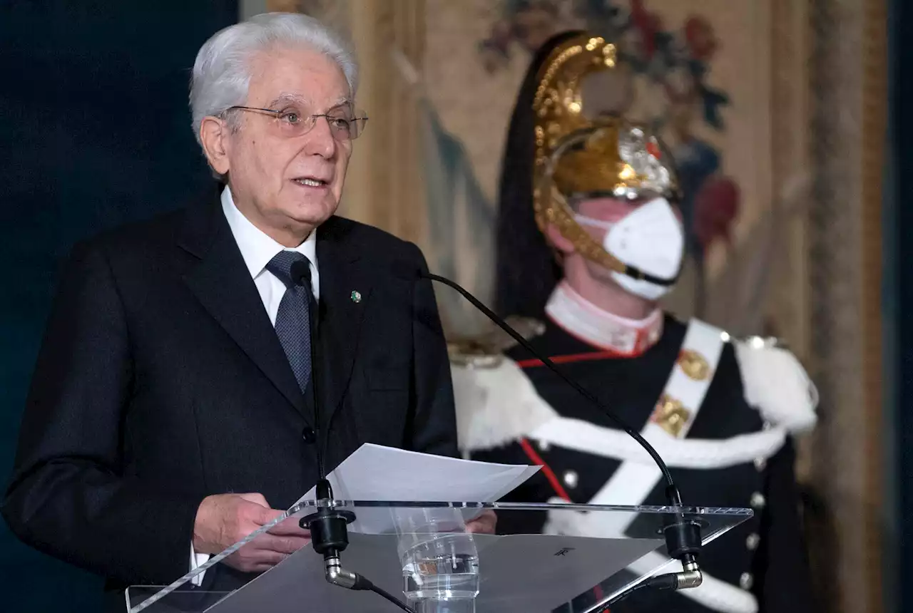 Mattarella rieletto Presidente: il mondo del calcio si congratula con lui