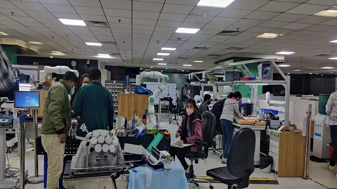 पहला Made in India सर्जिकल रोबोटिक सिस्टम तैयार, अब डॉक्टर नहीं 'रोबोट' करेंगे ऑपरेशन