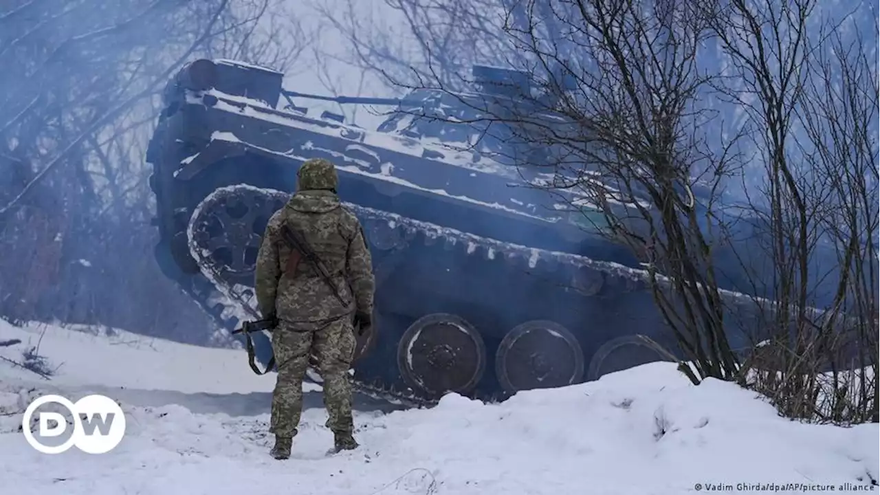 В Берлине прошла акция в поддержку Украины в конфликте с РФ | DW | 31.01.2022