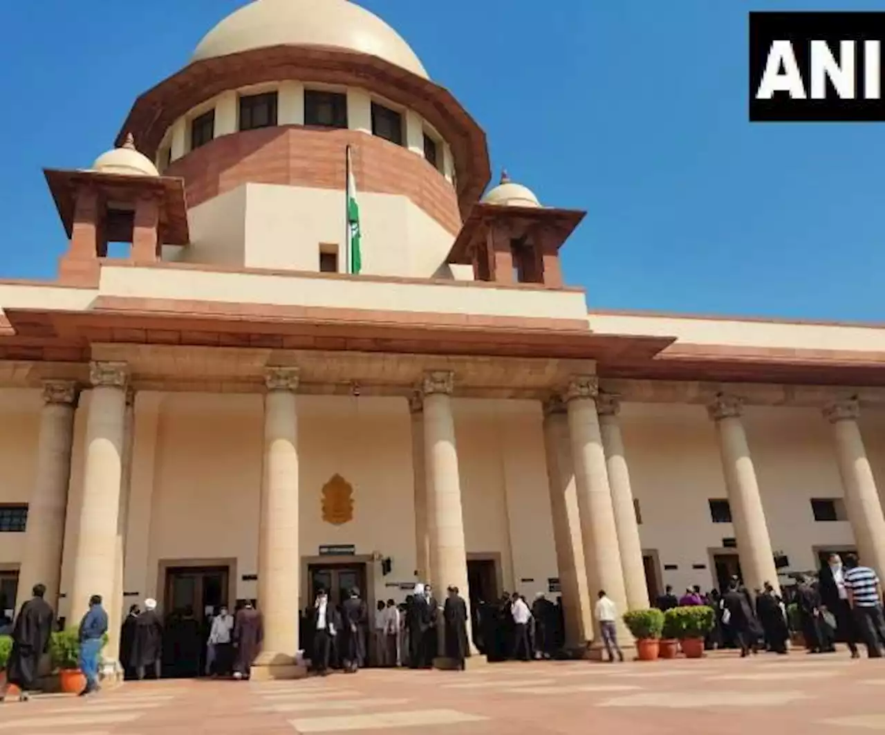 उत्तराखंड हाई कोर्ट पर निराधार आरोप लगाने वाले को भरना होगा 25 लाख का जुर्माना, सुप्रीम कोर्ट ने नहीं दी राहत