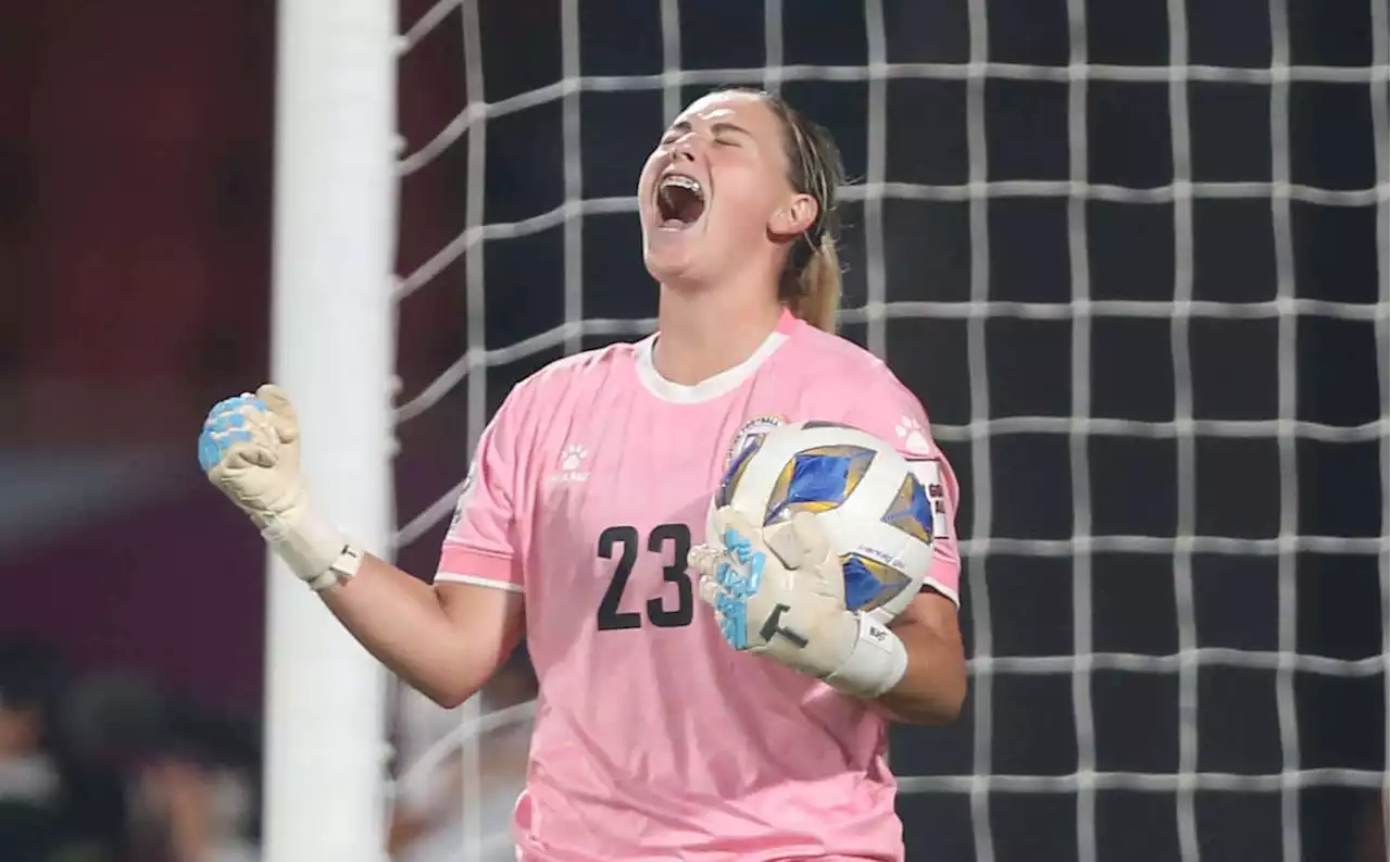 PH team goalkeeper Olivia McDaniel hailed for 'brave act' vs Taiwan