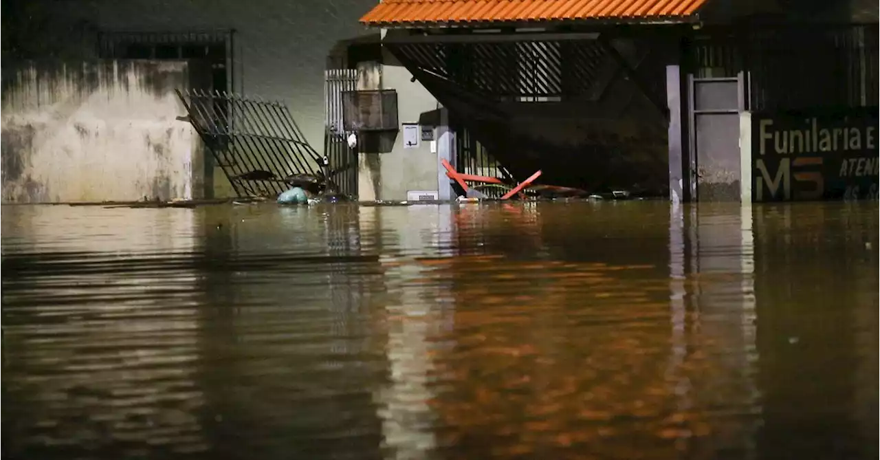 Heavy rains cause landslides and flooding in São Paulo, killing 19