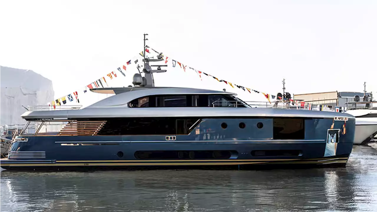 Azimut Just Launched a Sleek New 98-Foot Flagship for Its Magellano Series