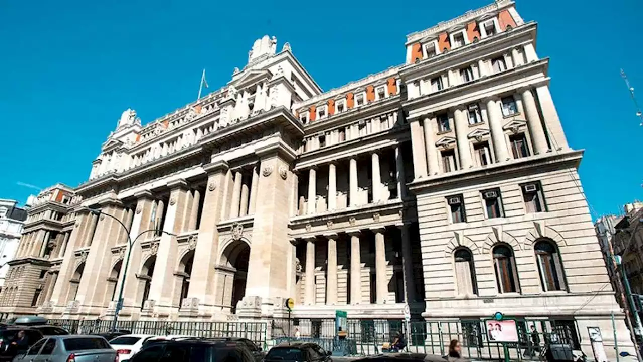 La Asociación de Fiscales criticó al Gobierno por sus ataques a la Corte Suprema