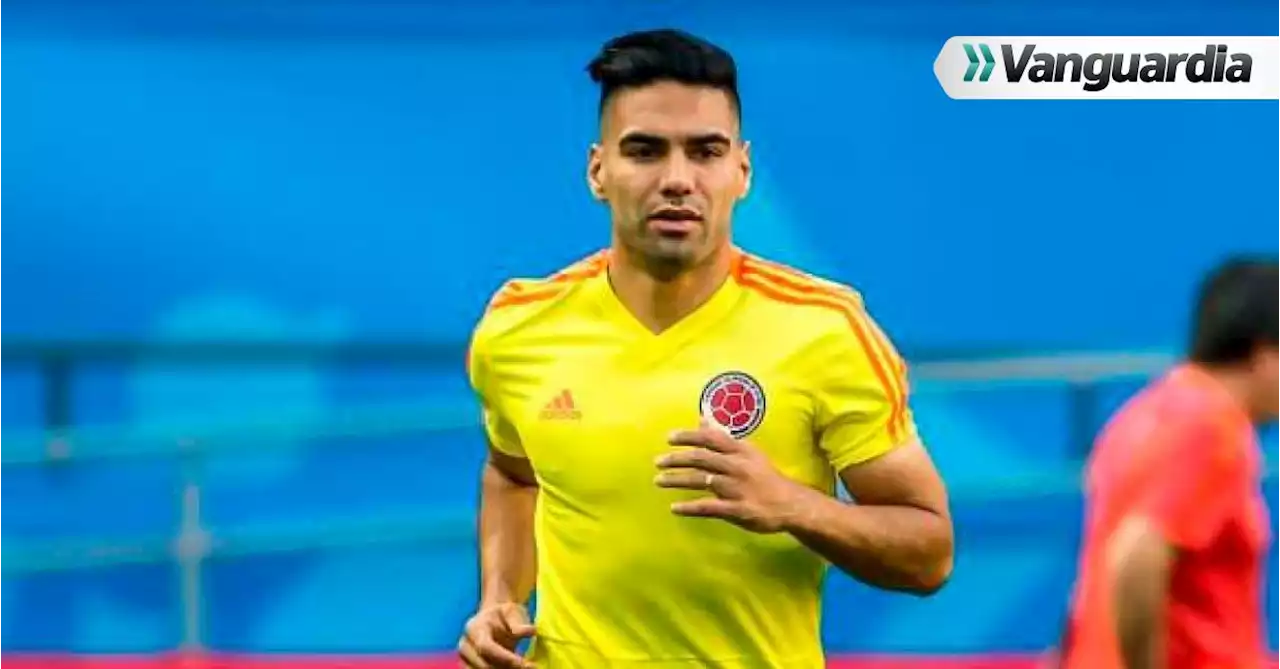 Tras chiflidos, Falcao pide no perder la fe y la Federación lanza campaña