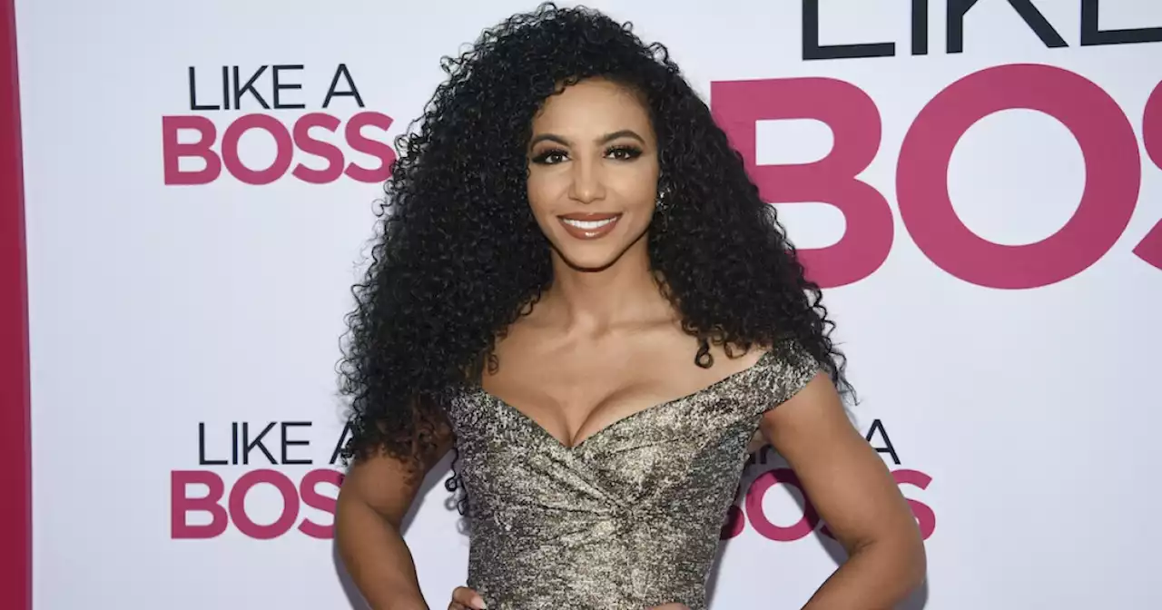 Cheslie Kryst: 2019 Miss USA winner dies at 30