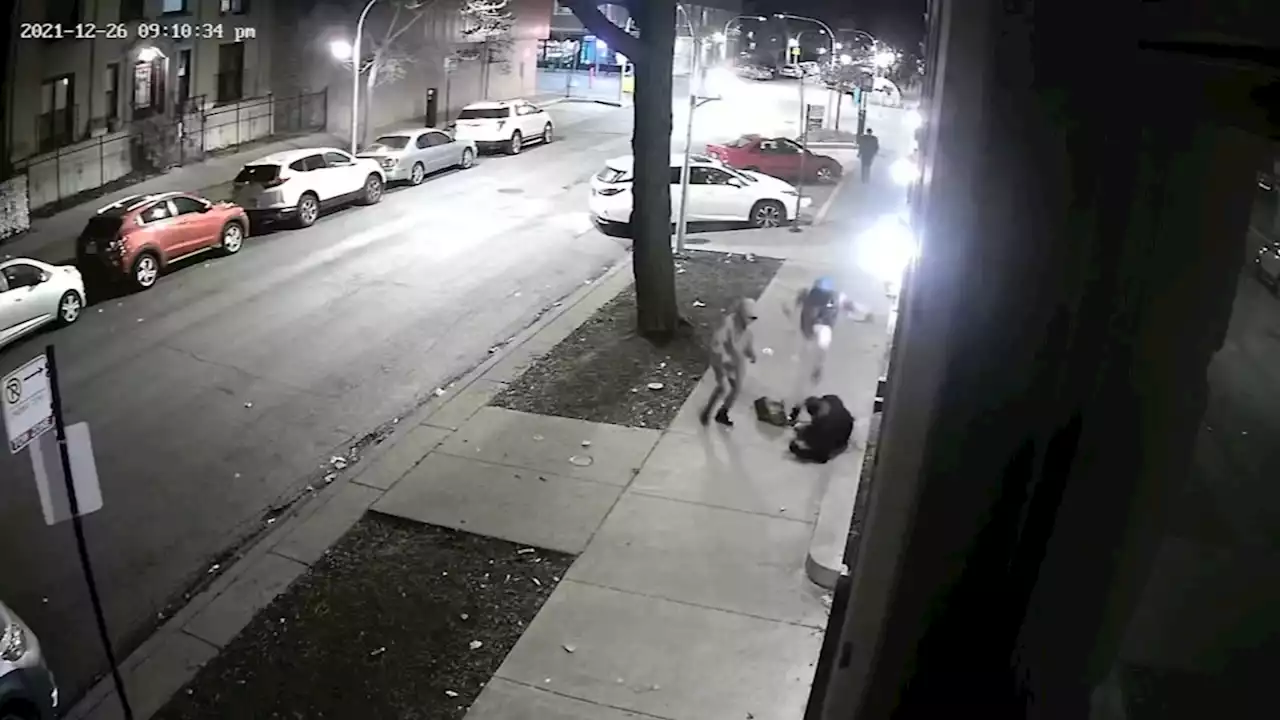 Chicago crime: Video shows 69-year-old man beaten, robbed in Uptown day after Christmas