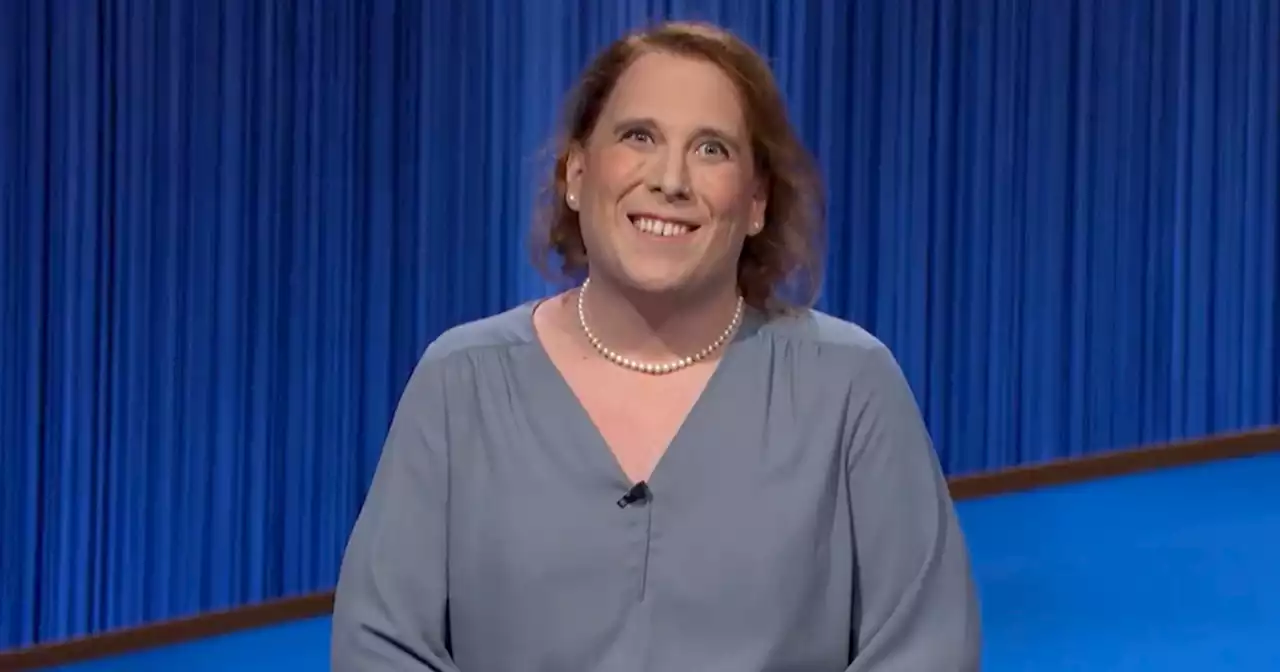 'Jeopardy!' champion Amy Schneider responds to transphobic comments