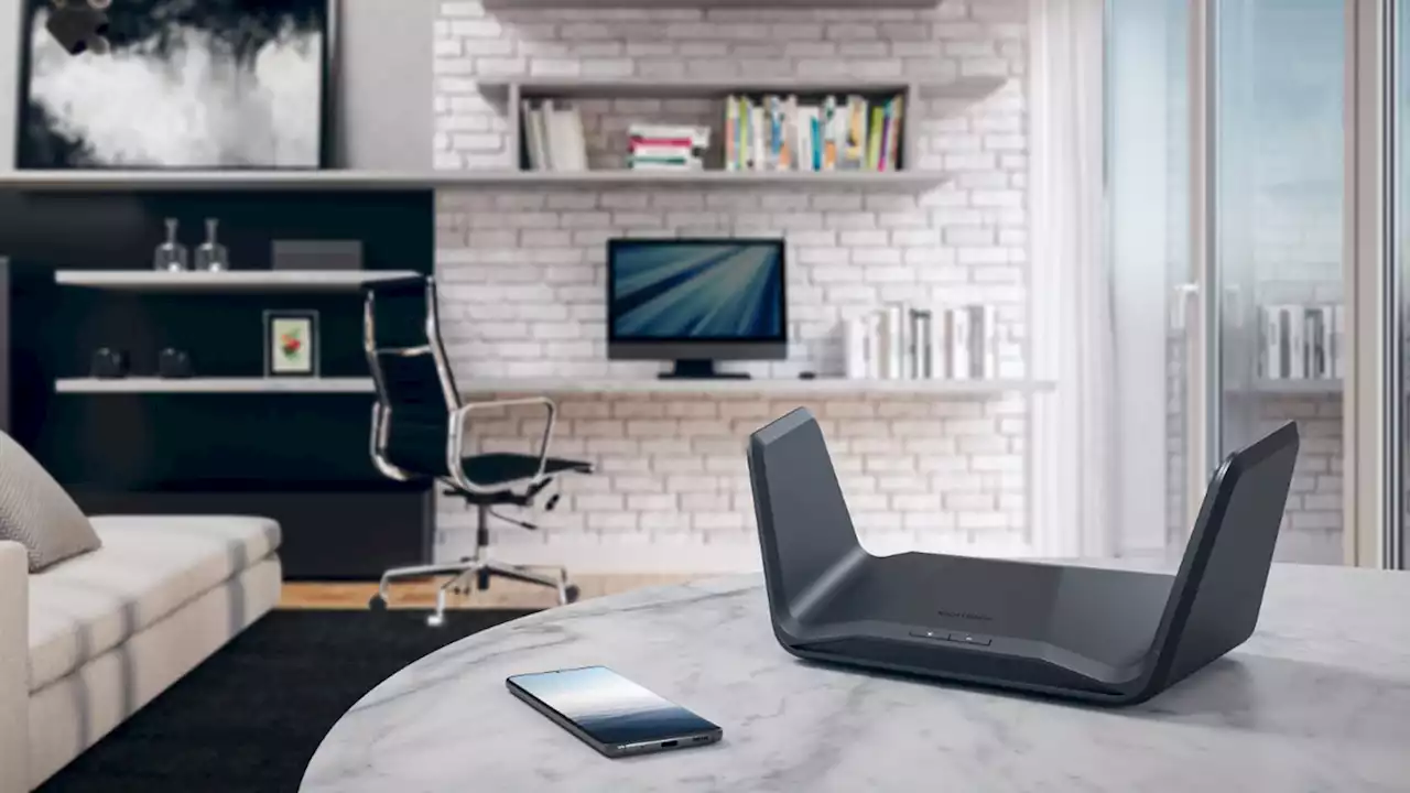 Netgear Has a New, Slightly Cheaper Wi-Fi 6E Router