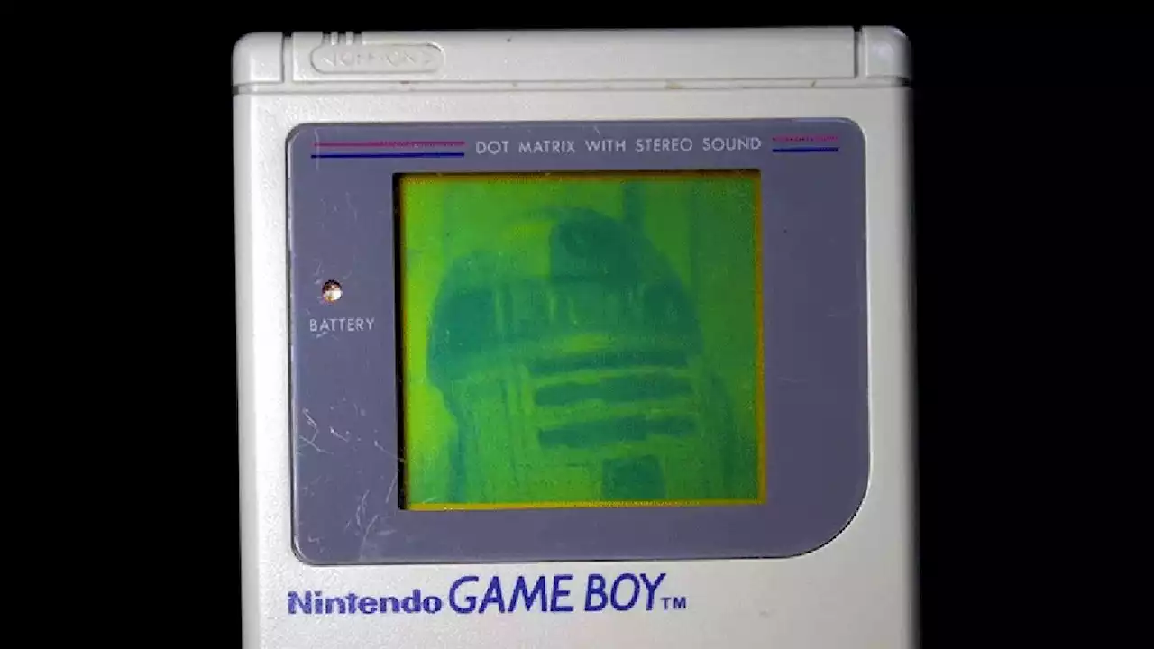 Turns Out the Nintendo Game Boy Is the Worst Way to Watch Movies