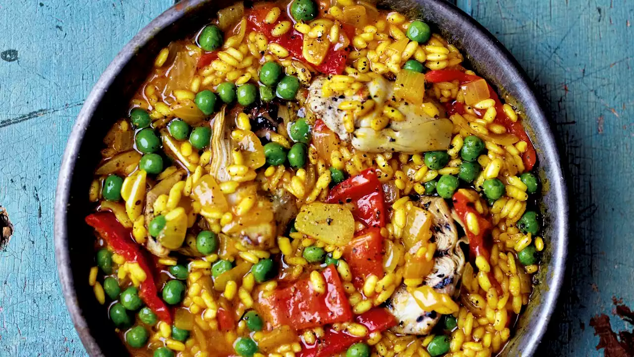 Vegan and cheap as chips: a recipe for artichoke paella | IMAGE.ie