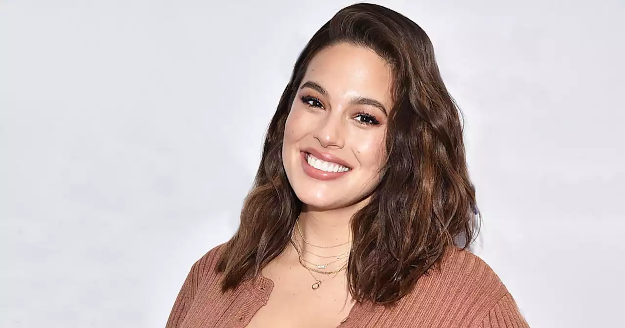 Ashley Graham Celebrates Reaching 40 Weeks With Twins: 'Made It Full Term'