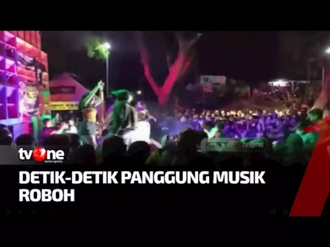 Sedang Asik Joget, Sebuah Panggung Musik Ambruk Hingga Puluhan Penonton Tercebur ke Kolam - tvOne