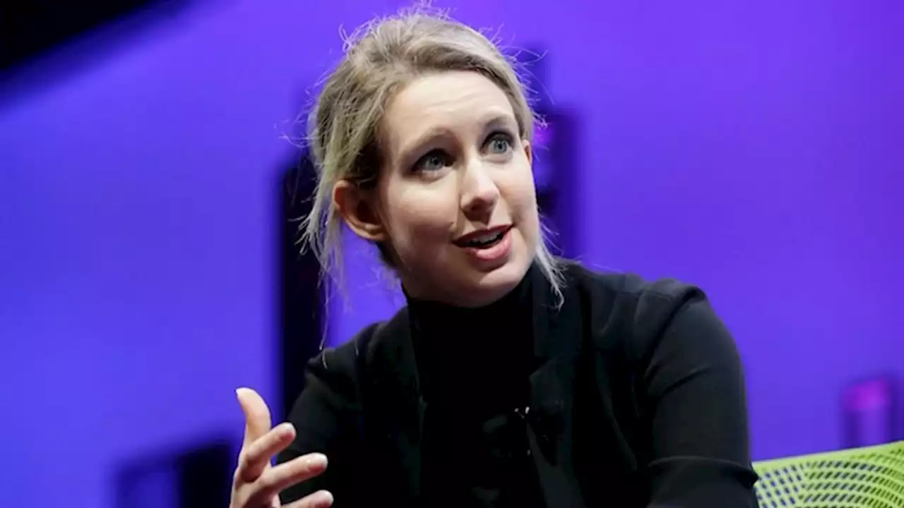 Основателя Theranos Элизабет Холмс признали виновной по четырем обвинениям