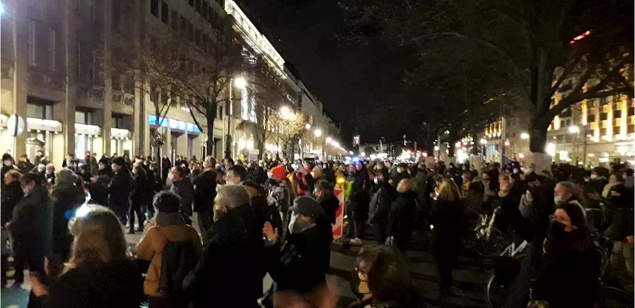 Berlin: Corona-Proteste in der ganzen Stadt