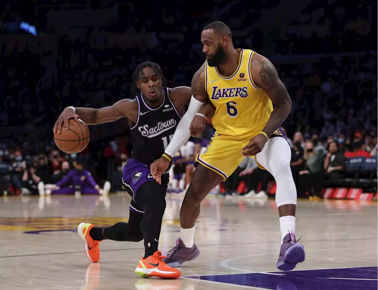 LeBron, Monk Lead Lakers' Late Rally Past Kings, 122-114