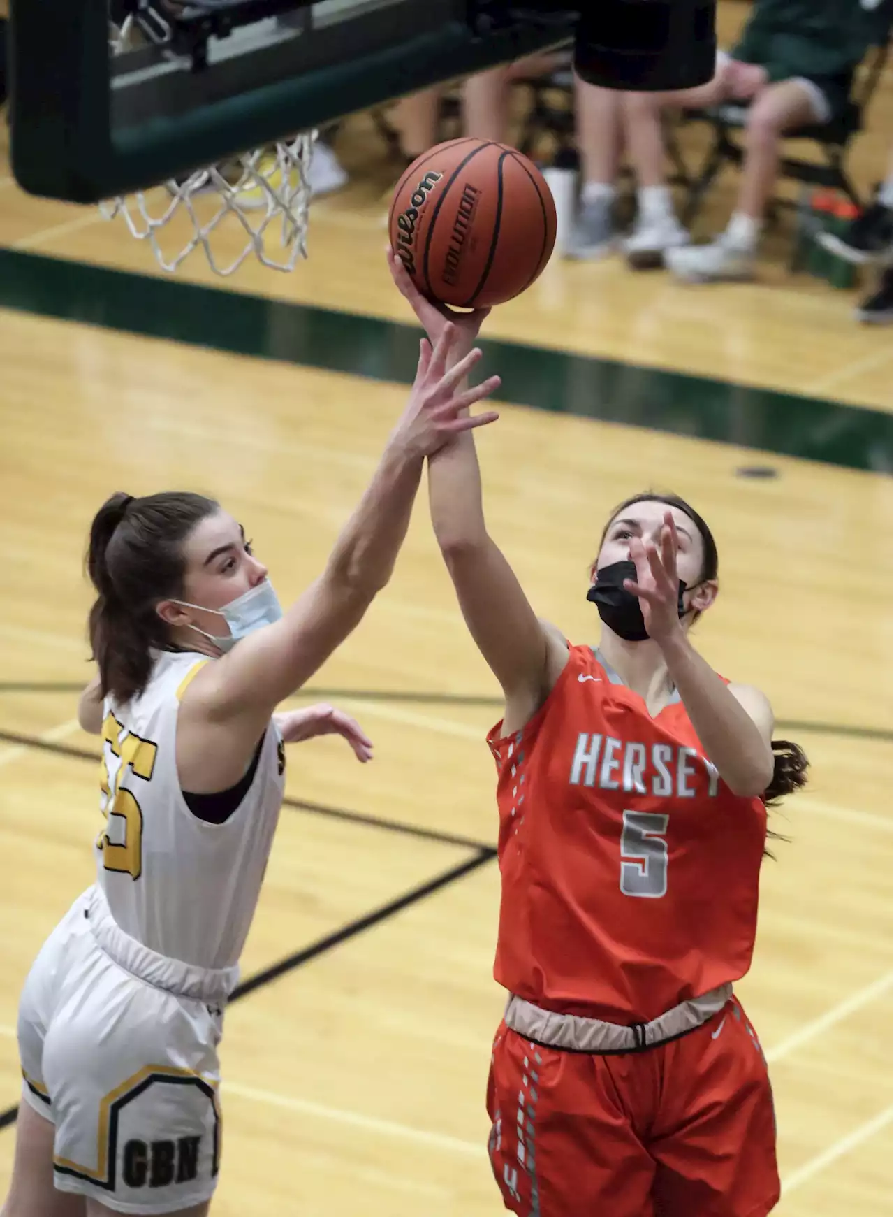 Mrowicki leads Hersey's come-from-behind win at Glenbrook North