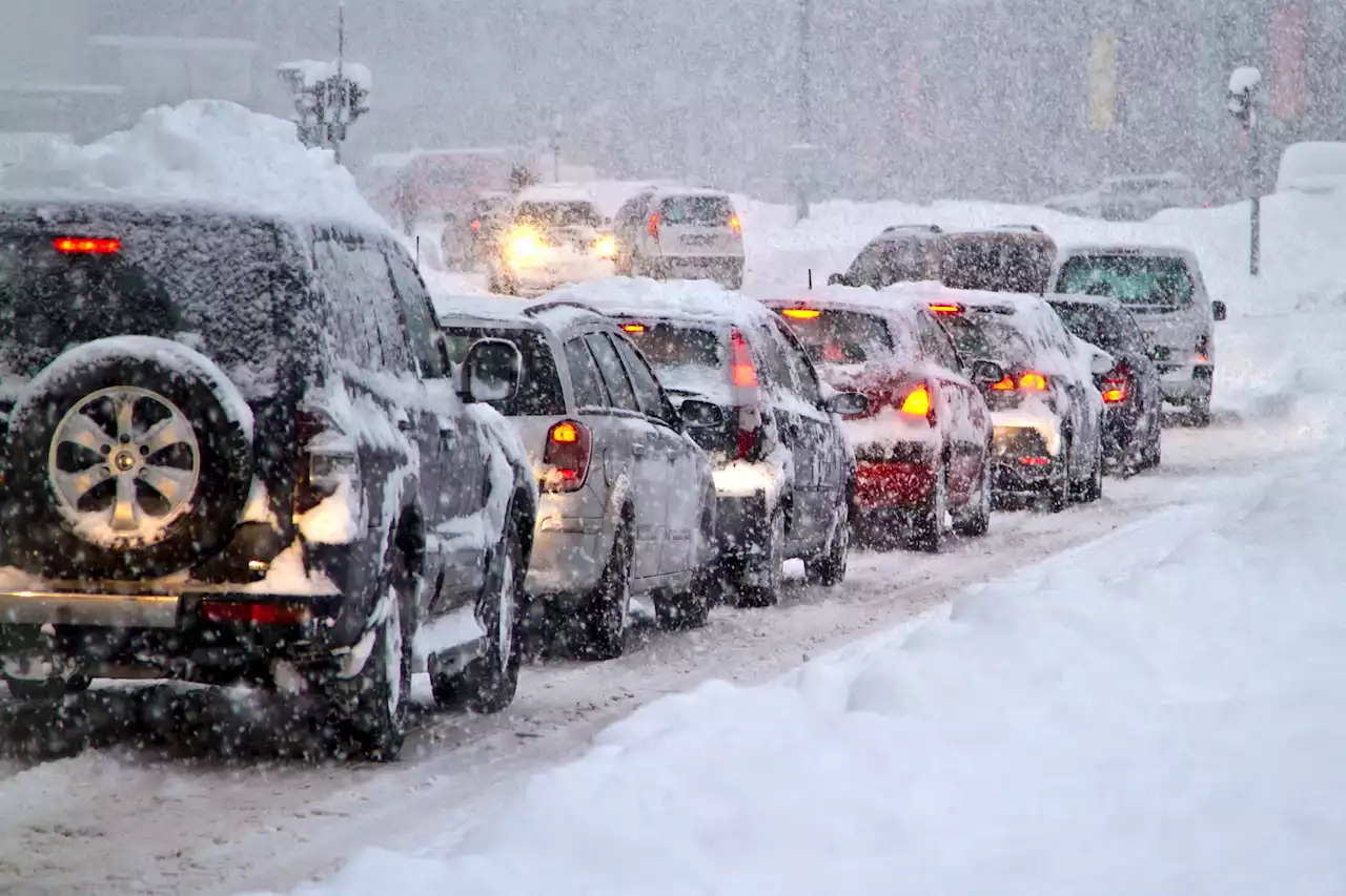 What to do if you’re trapped in your car during a snowstorm