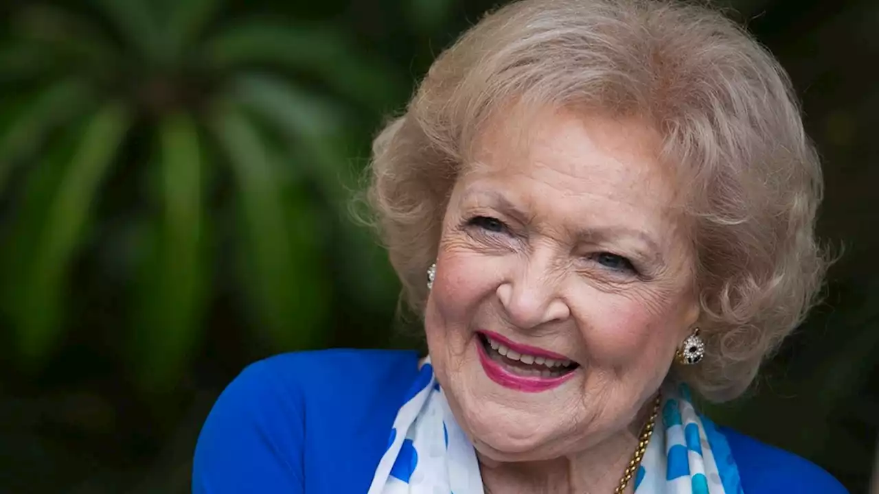 Betty White’s Agent Debunks COVID Booster-Related Rumors: “She Died of Natural Causes”