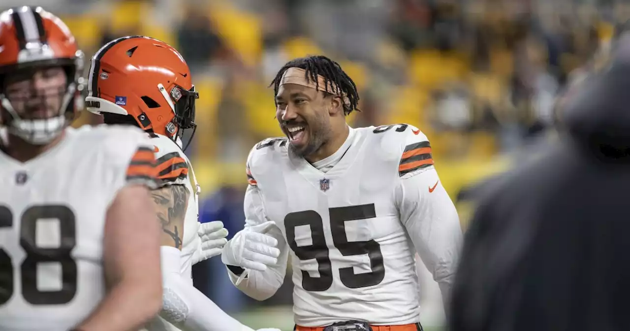 Myles Garrett named Joe Thomas Award winner; co-winner with Joel Bitonio for team's 'Good Guy Award'