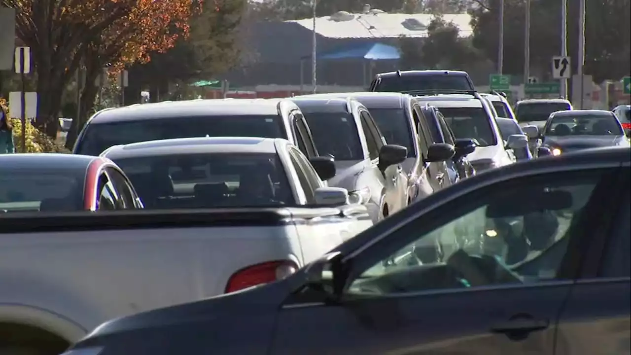 'Traffic Armageddon': Families spend hours in line to pick up free COVID test kits in Fremont