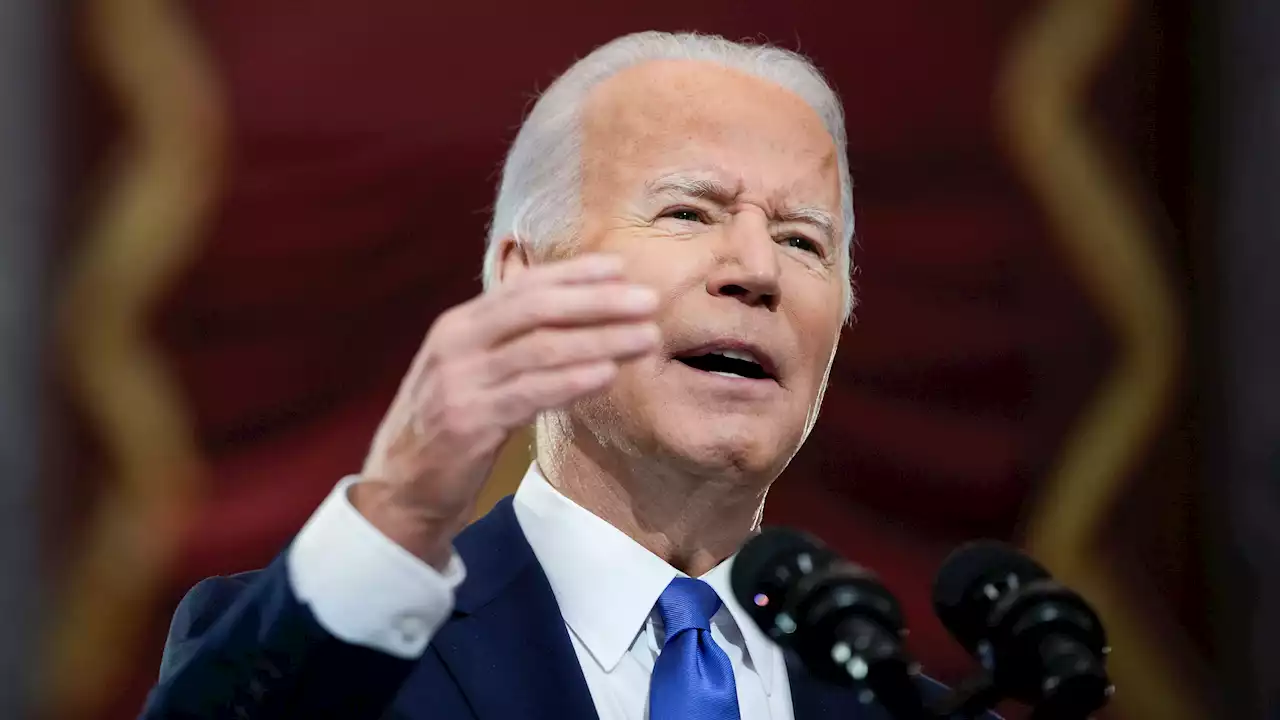 Biden señala a Trump a un año del ataque al Capitolio: No puede aceptar que perdió