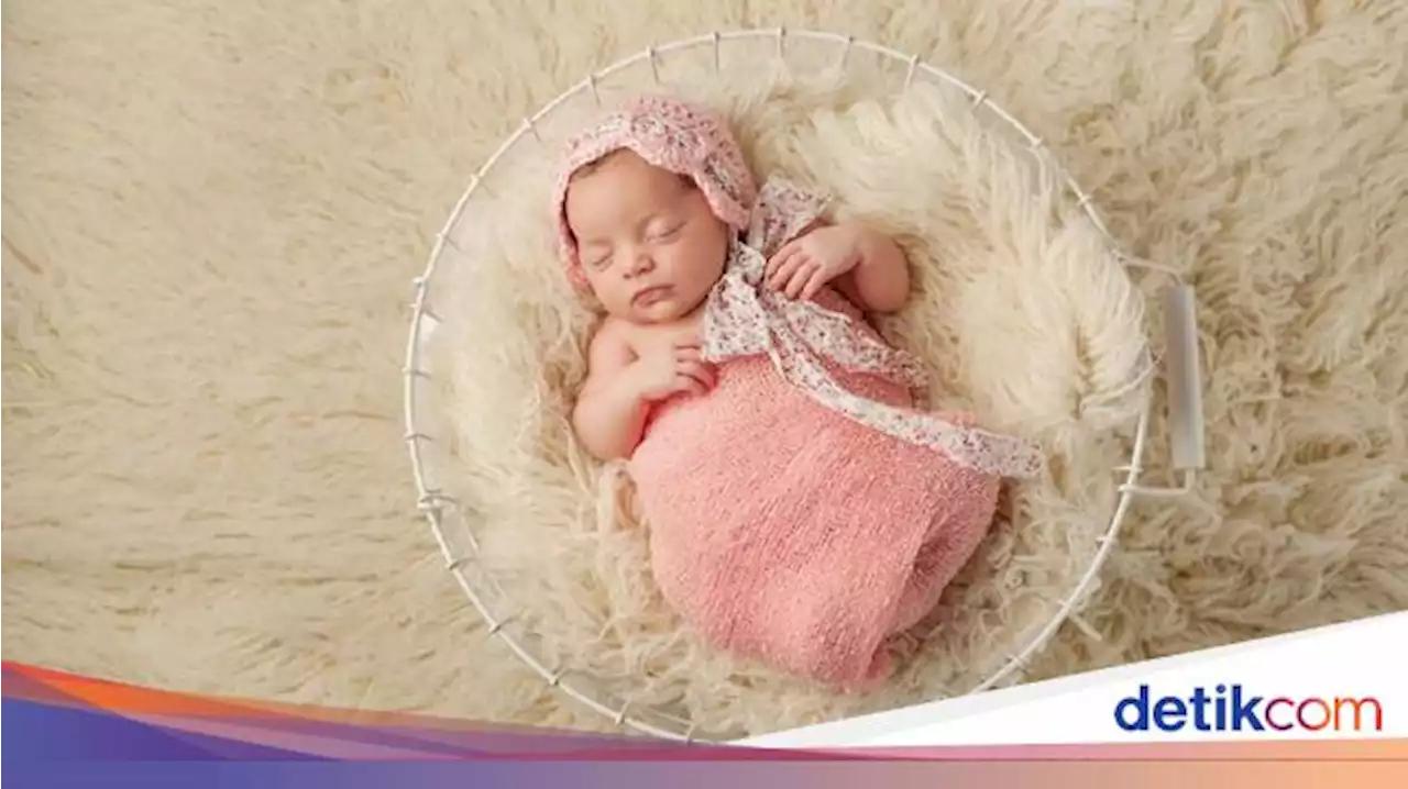 100 Nama Bayi Perempuan Islami dan Artinya dari Huruf A - Z