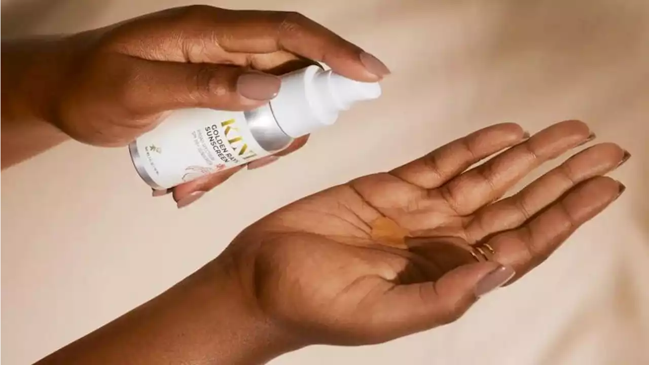 The Best Sunscreens For Dark Skin Tones That Won’t Make You Look Ashy