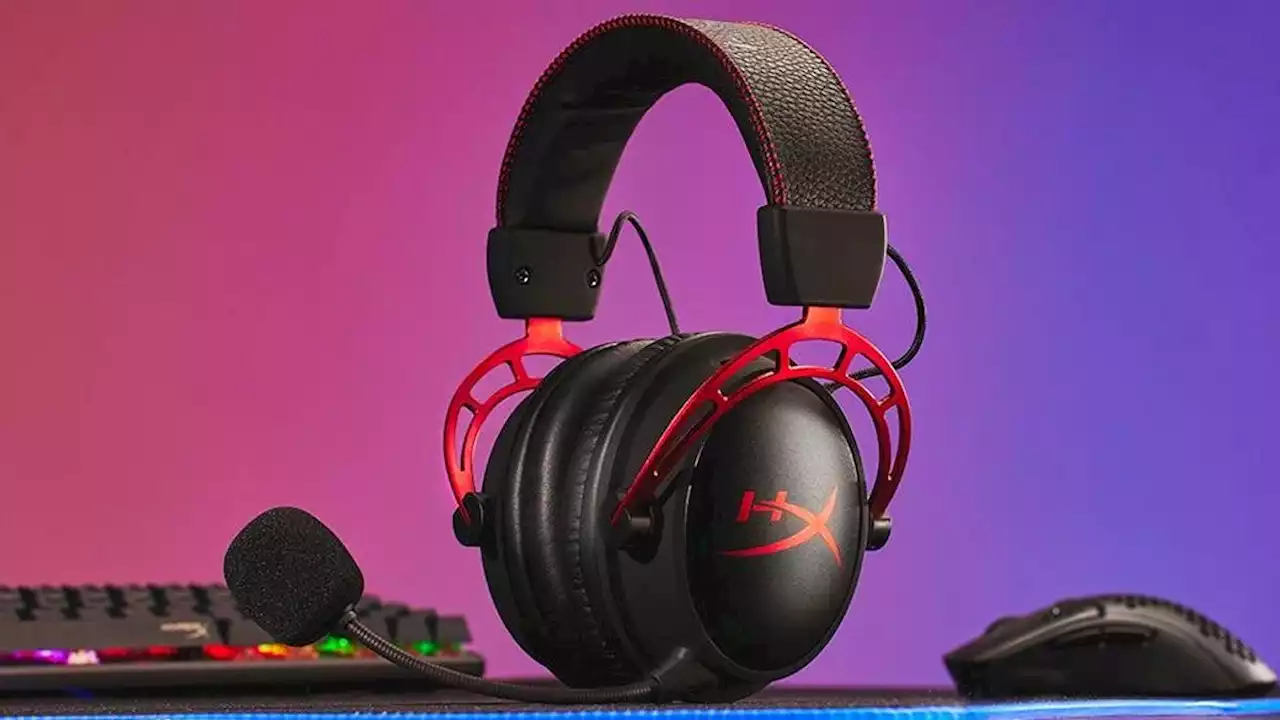 HyperX's New Wireless Gaming Headphones Get 300 Hours of Battery Life