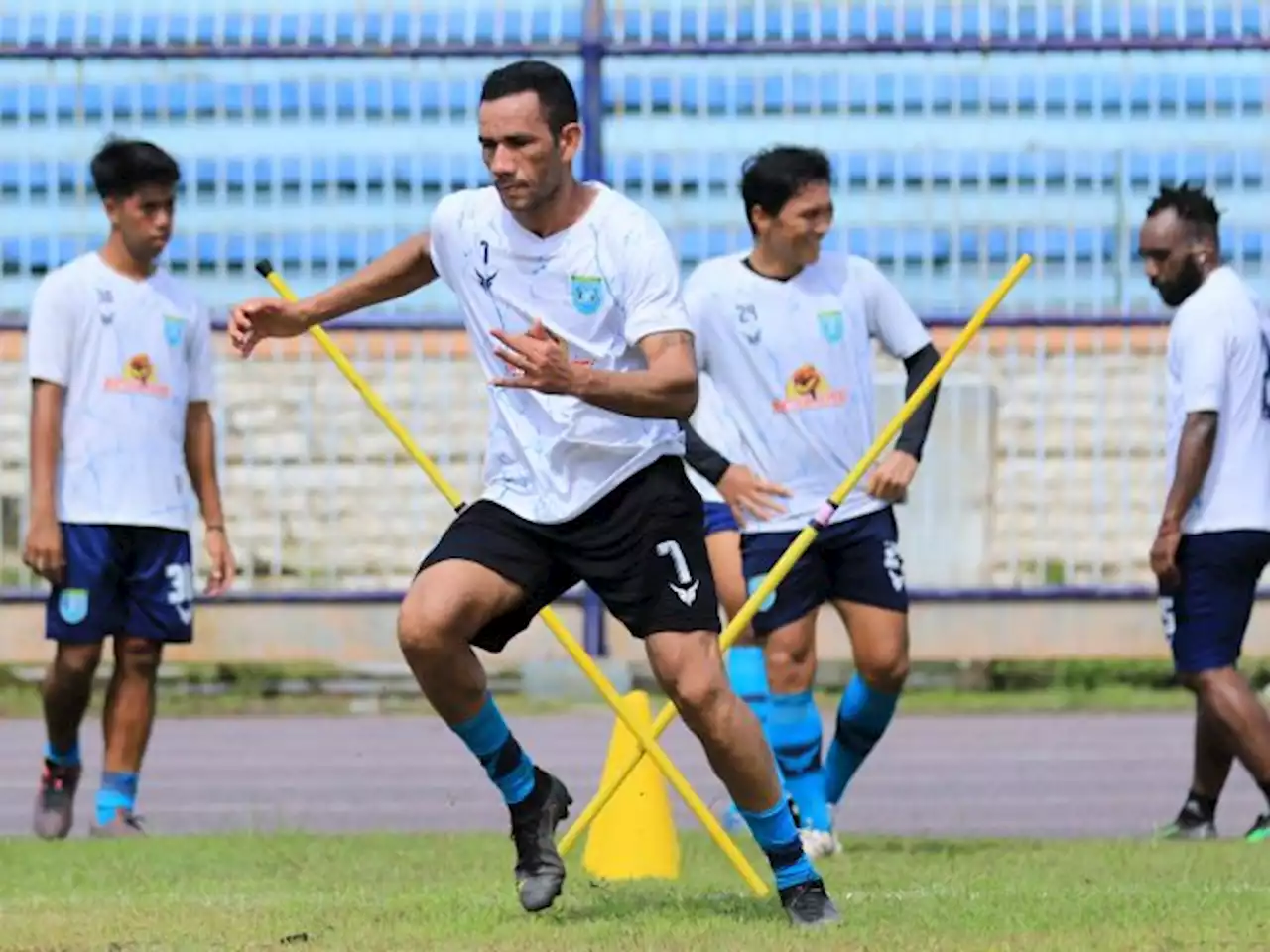 Menanti Bukti Ketajaman Mantan Striker Persebaya di Persela