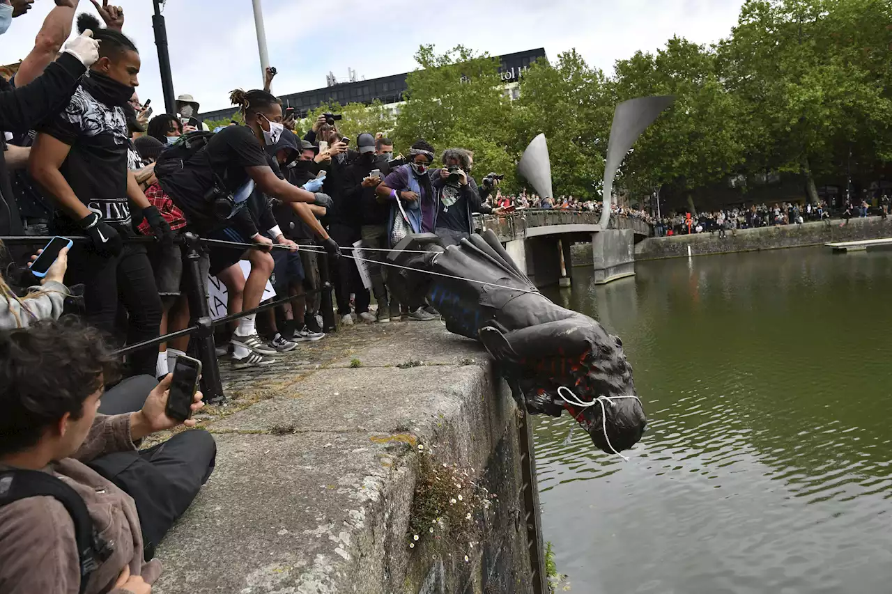 4 acquitted in toppling of slave trader statue during Black Lives Matter protest