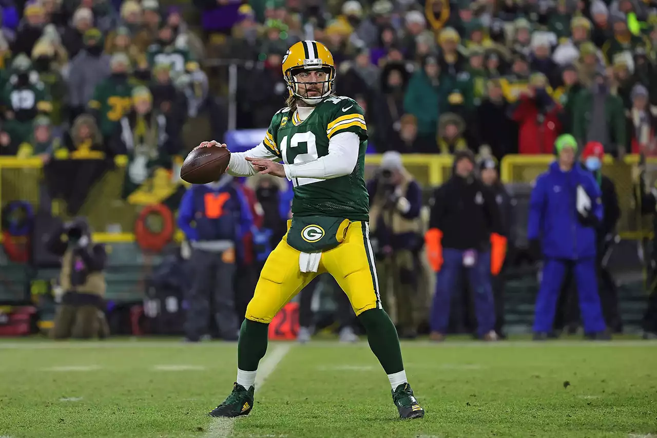 NFL MVP voter calls Aaron Rodgers 'biggest jerk in the league,' refuses to give him vote