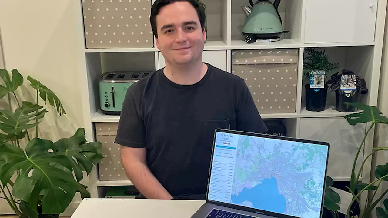 This man created the 'Find a RAT' website on his holiday to help Australians test for COVID