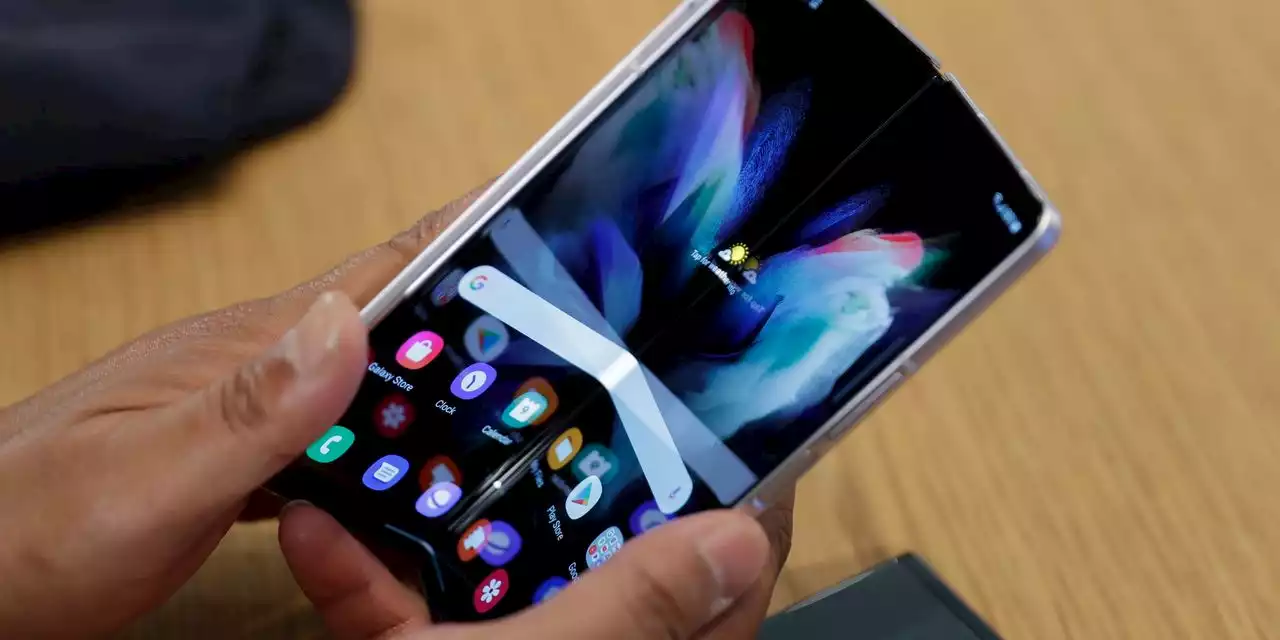 Are Foldable Smartphones Finally Cool?