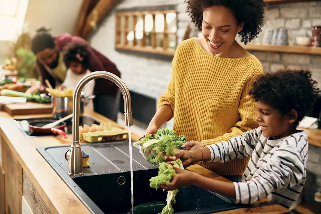 Never Wash Pre-Washed Vegetables Before Eating Them, Experts Warn — Best Life