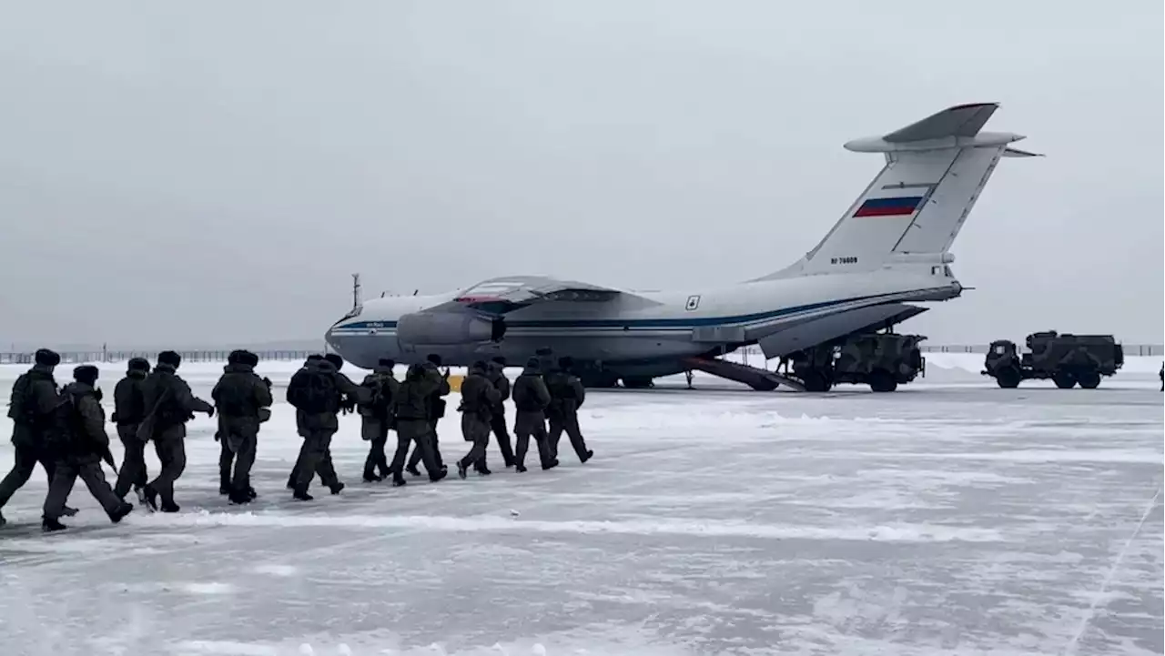 В Казахстан уже прибыли первые миротворцы, направленные для помощи в рамках ОДКБ. Новости. Первый канал