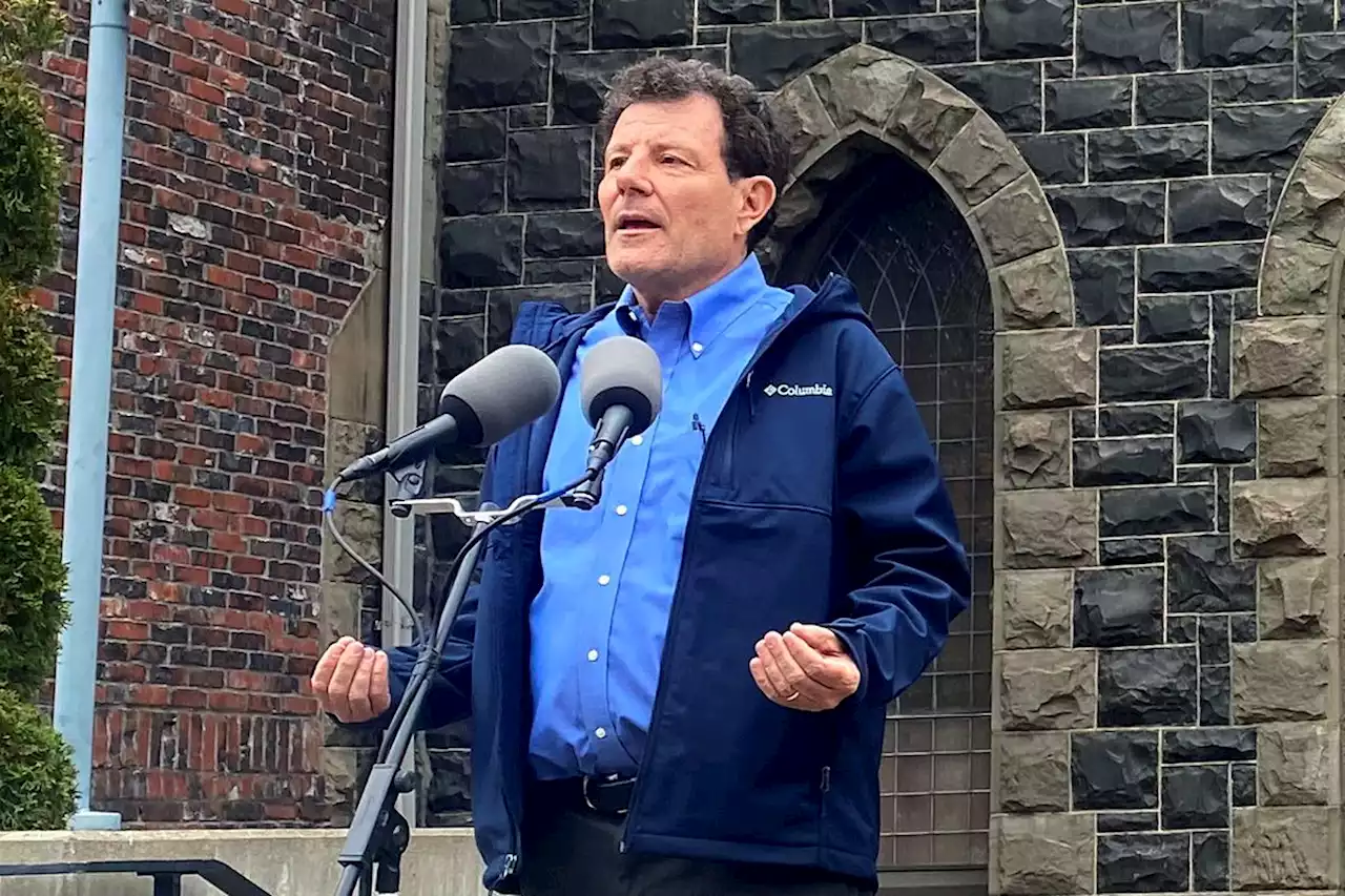 Ex-columnist Nicholas Kristof ineligible to run for Oregon governor