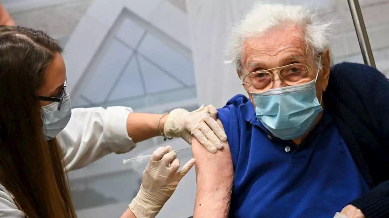 CDC Finds Vaccinated People Rarely Die From Covid — Unless They Have Risk Factors