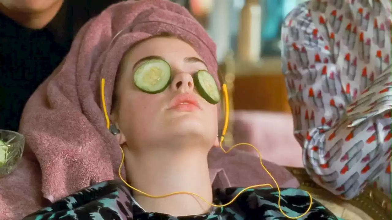 What you should be doing to your skin while stuck at home | IMAGE.ie