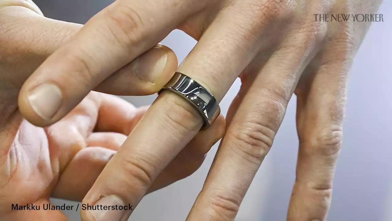 The Oura Ring Courts Female Finger-Space