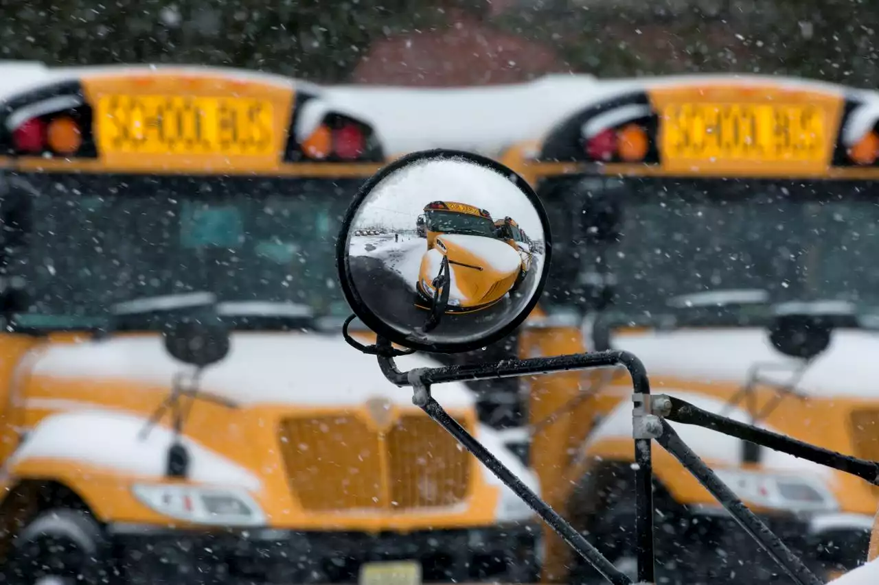 Will snow delay or close schools Friday? Check here to find out