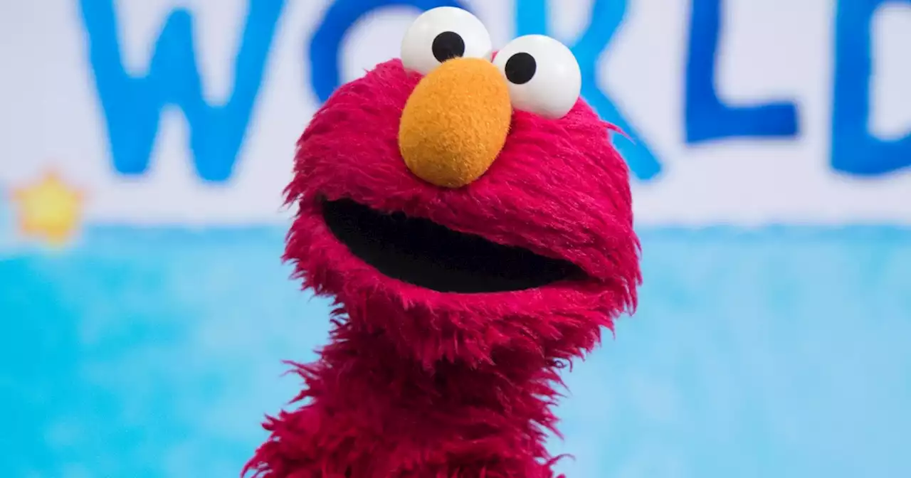 Cookie fight! See what Elmo has to say about spat with Zoe on ‘Sesame Street’