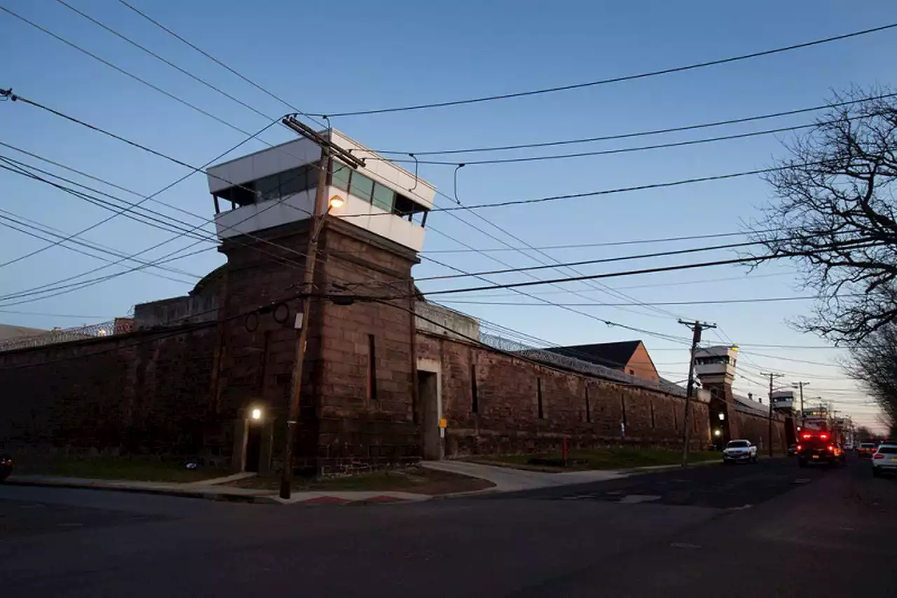 N.J. prisons, halfway houses suspend visits due to COVID omicron wave