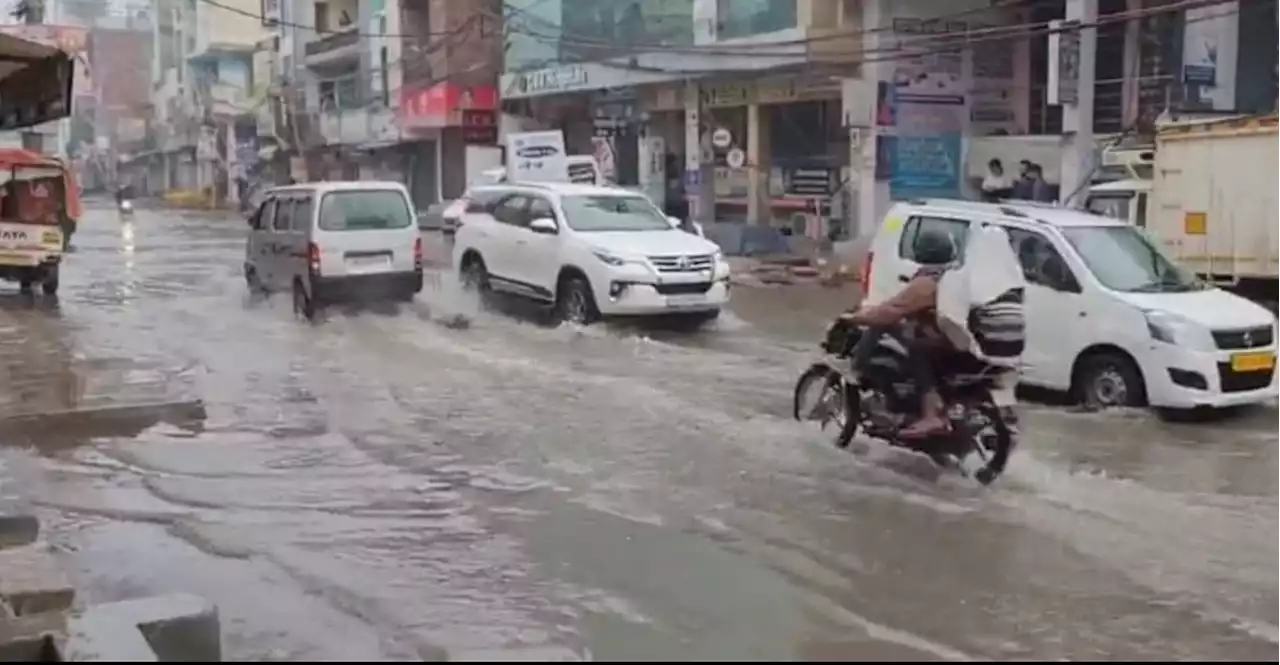 तस्वीरों में: दिल्ली में भारी बारिश, AQI में हो सकता है सुधार