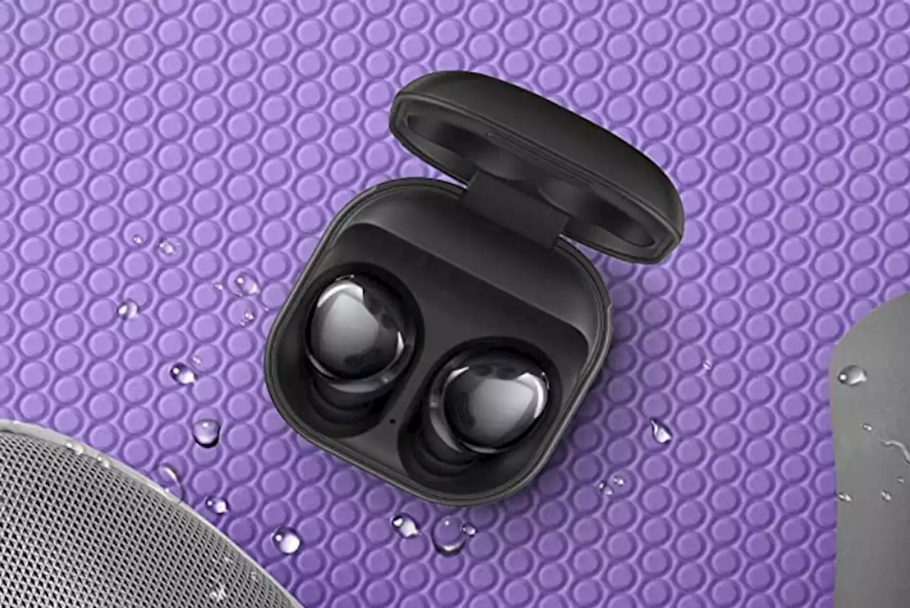 RS Recommends: The Best Bluetooth Earbuds for Gaming On the Go