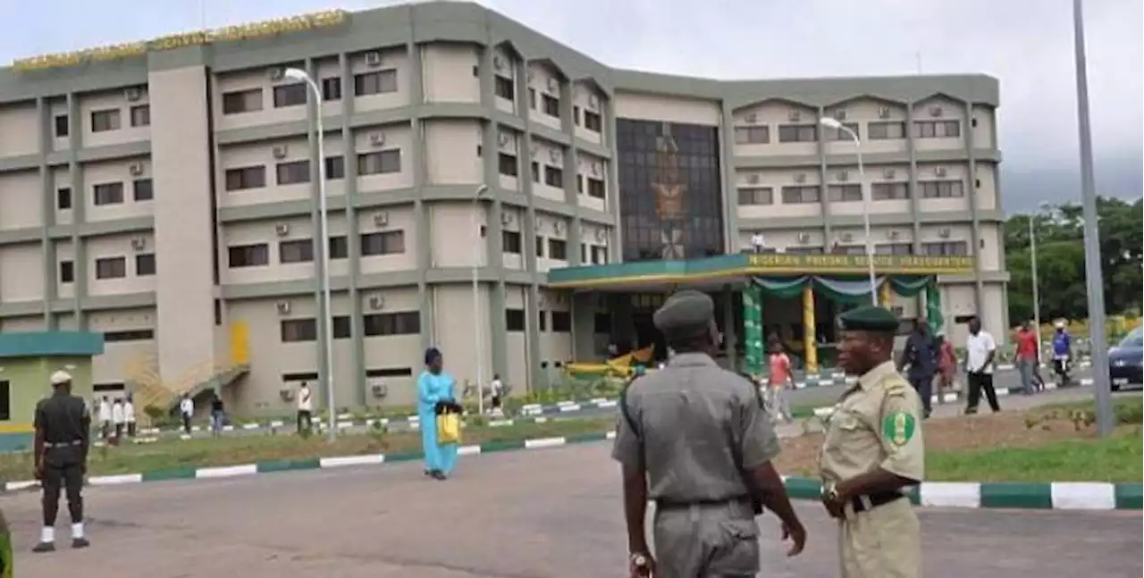 Prison Officer Kills Self Over Inability To Pay House Rent, Electricity Bill | Sahara Reporters